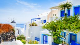 Encuentra vuelos baratos desde Uruguay a Fira