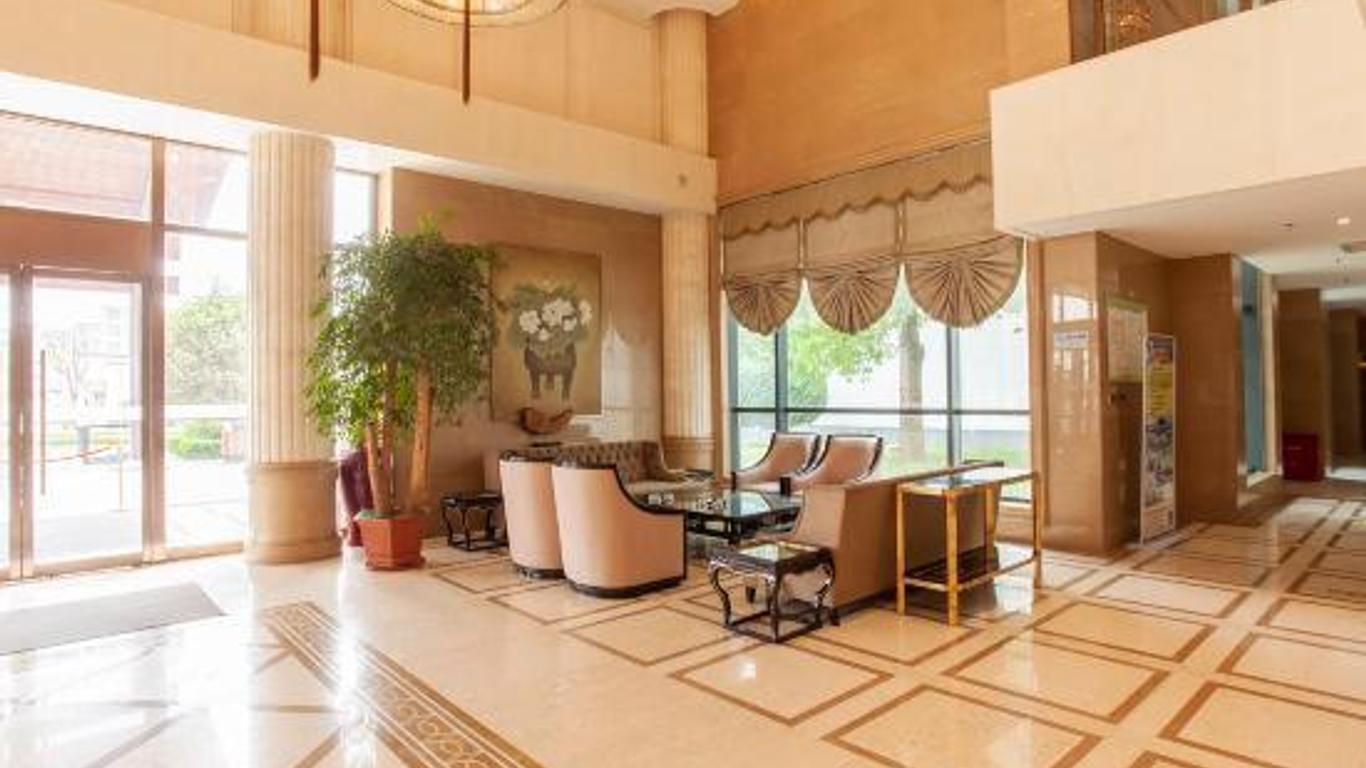 Lianhua Hotel