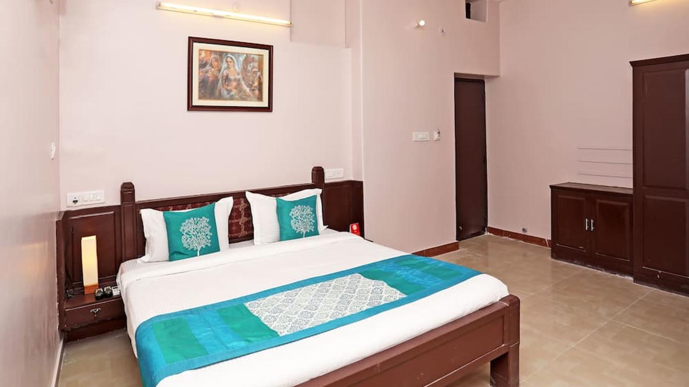 Oyo 9852 Leela Villas Guest House