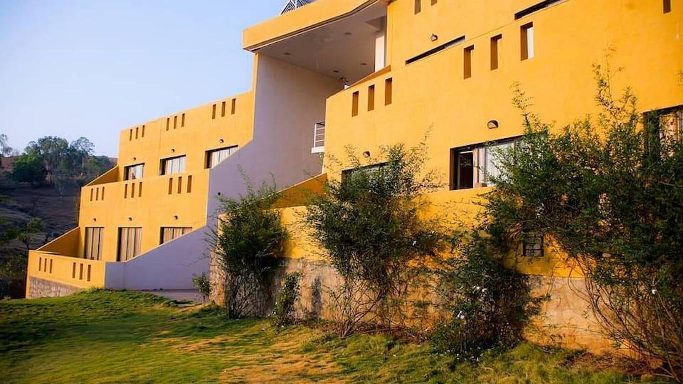 The Yellow Retreat