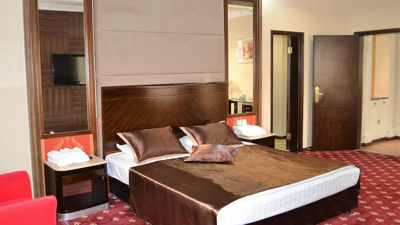 Renion Hills Hotel
