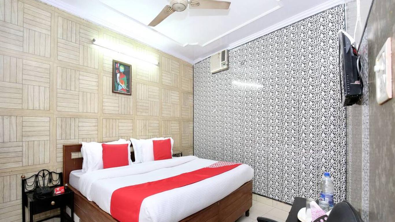 OYO Hotel Star Welcome