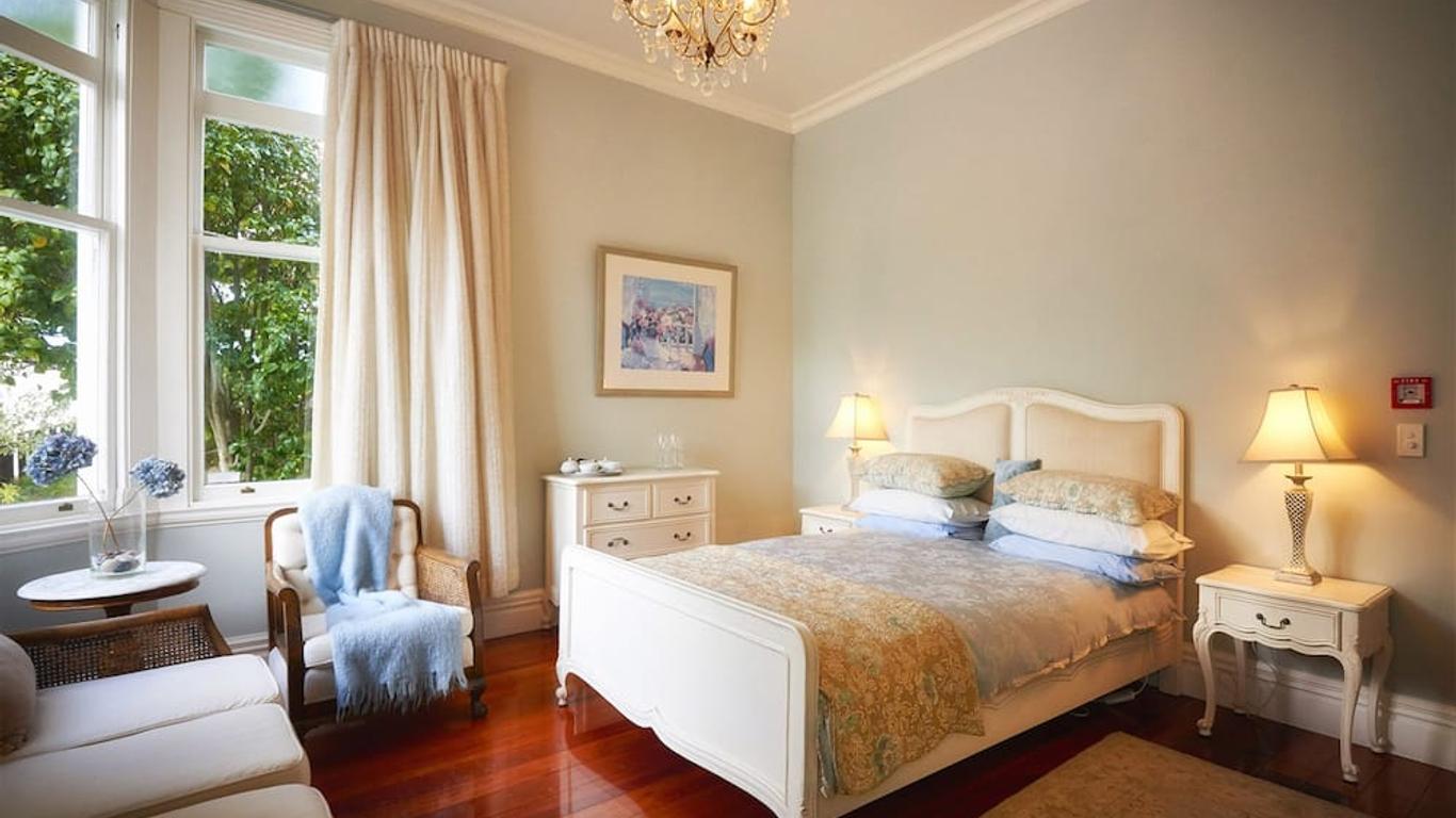Escape To Picton