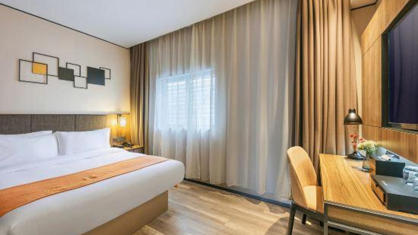 Home Inn Plus (Hupao Road, Sudi, West Lake, Hangzhou)