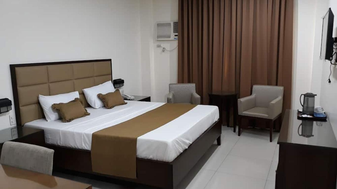 Hmv City Gold Hotel
