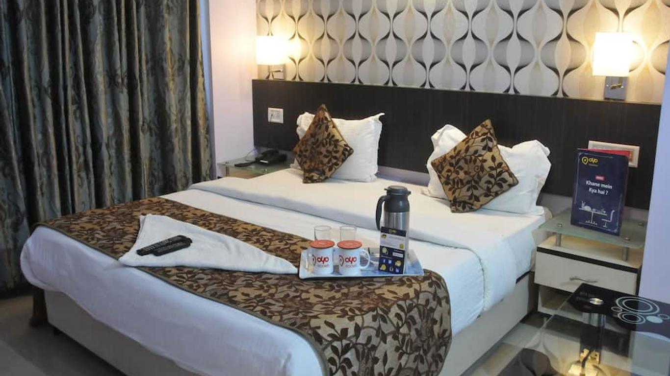 Oyo 3353 Apartment Royal Residency