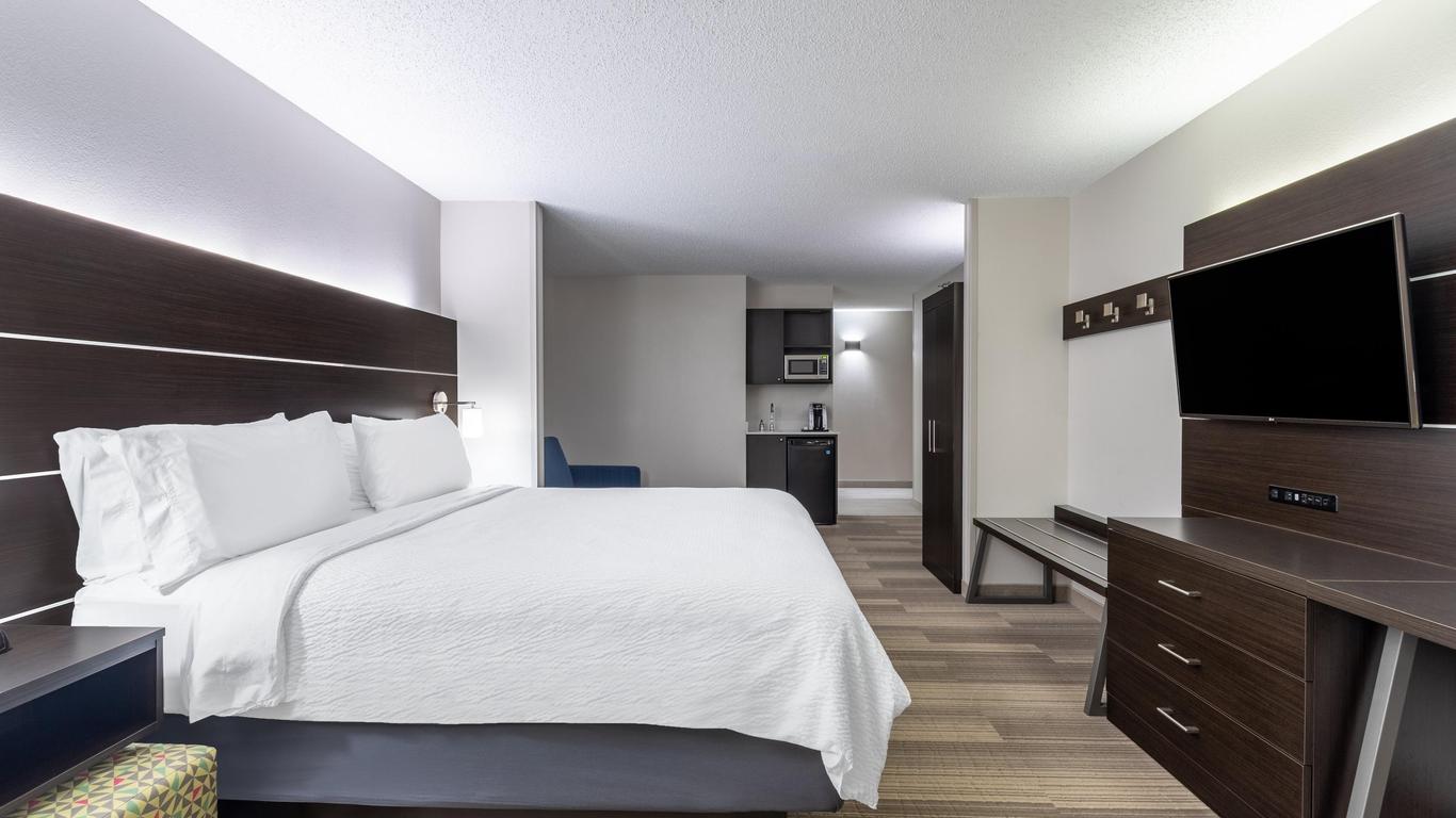 Holiday Inn Express & Suites St. Paul Ne (Vadnais Heights)