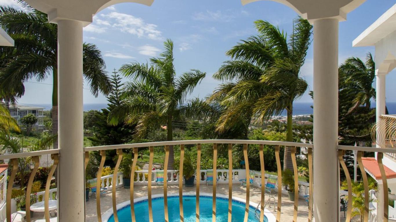 Chateau De La Rose Bed & Breakfast