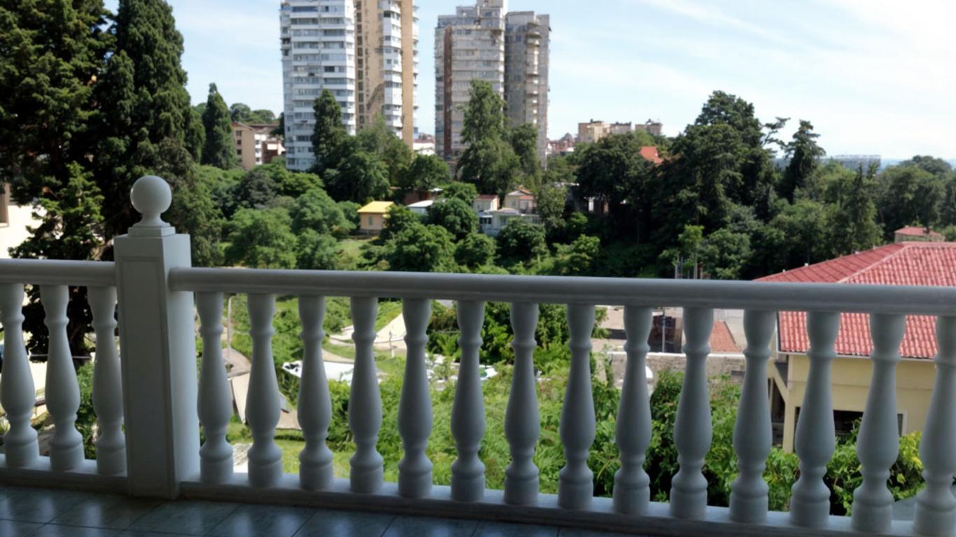 Sunset Hill Hotel