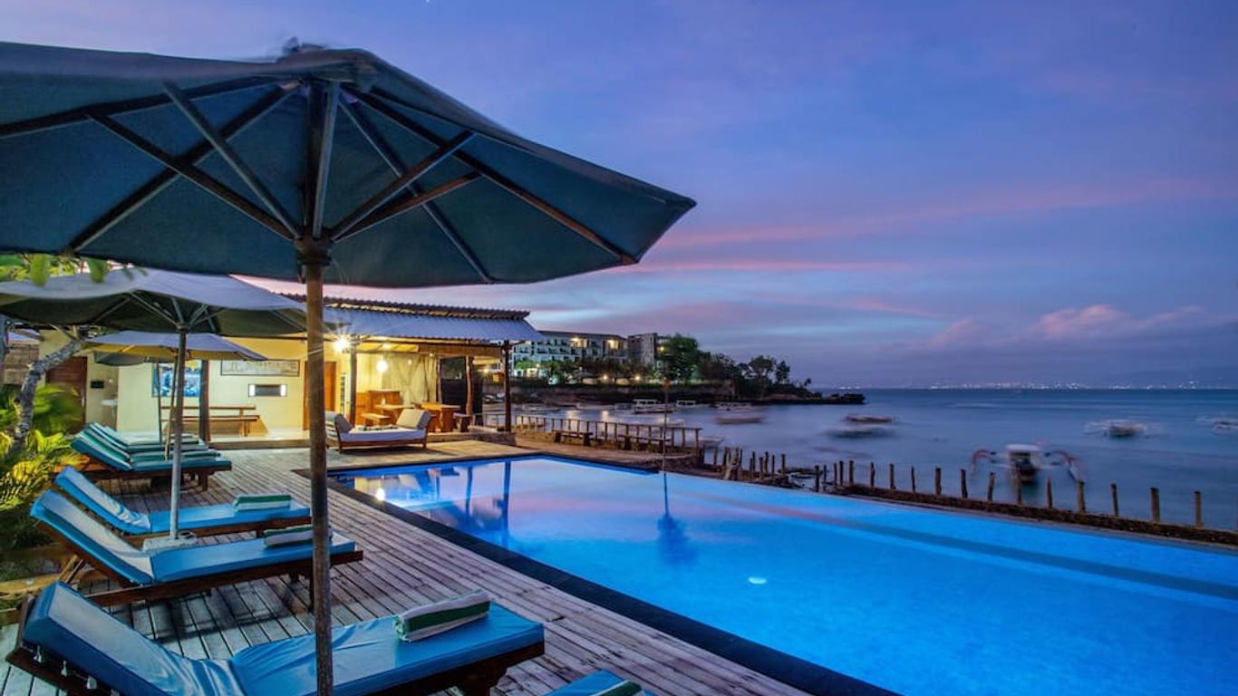 D'Muncuk Huts Lembongan