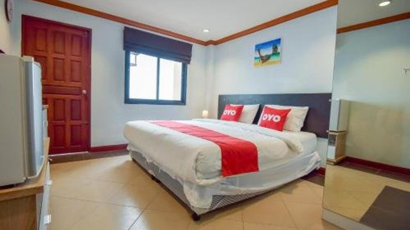 OYO 386 Phuket Iyh Islands Boutique Hotel