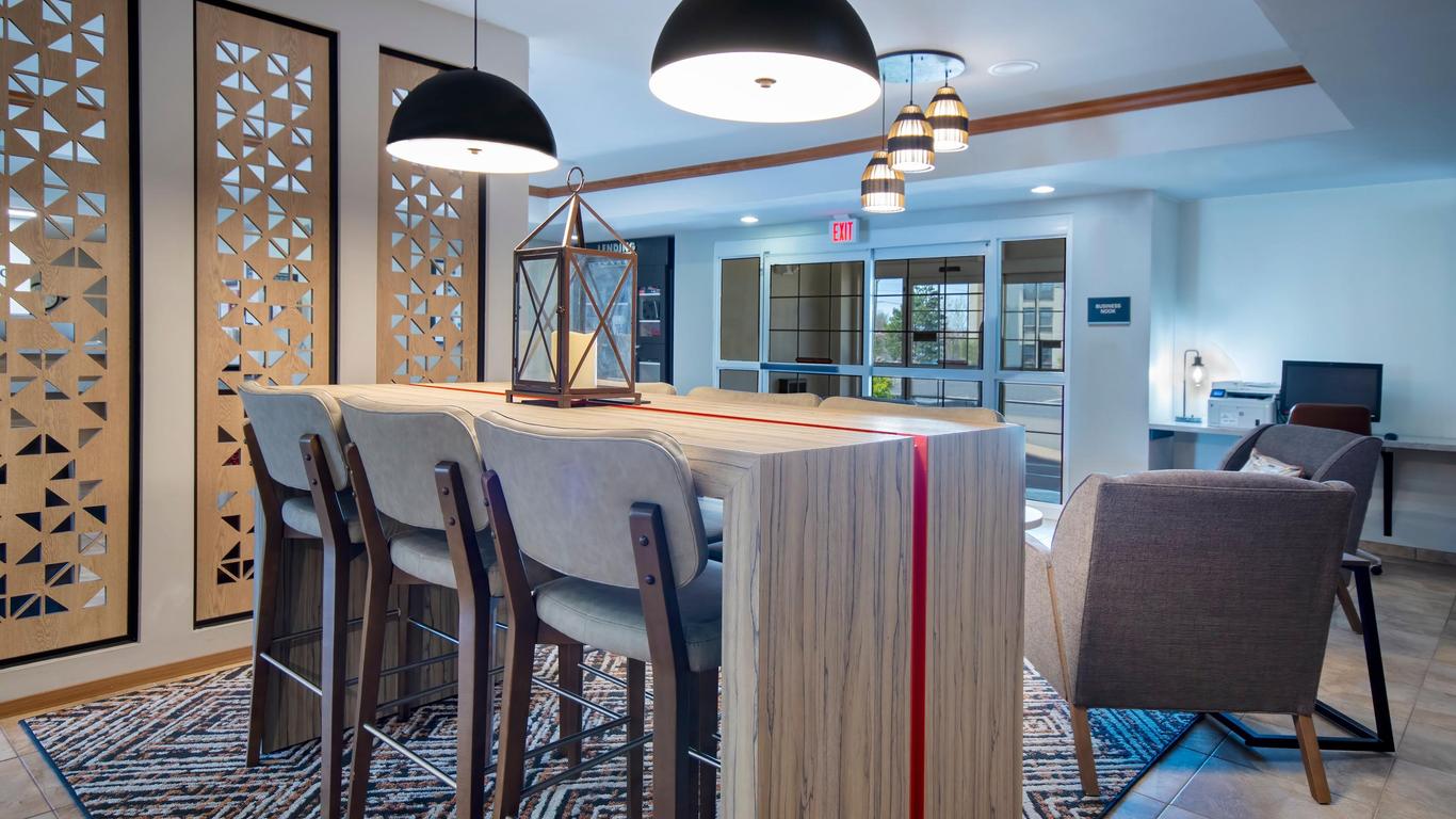 Candlewood Suites Buffalo Amherst