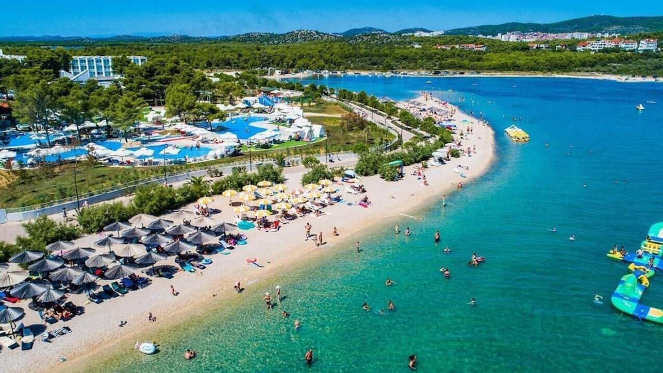 Apartments and rooms with parking space Solaris, Sibenik - 12269