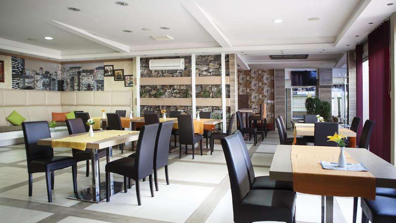 Hotel City Code Vizura Garni Renew