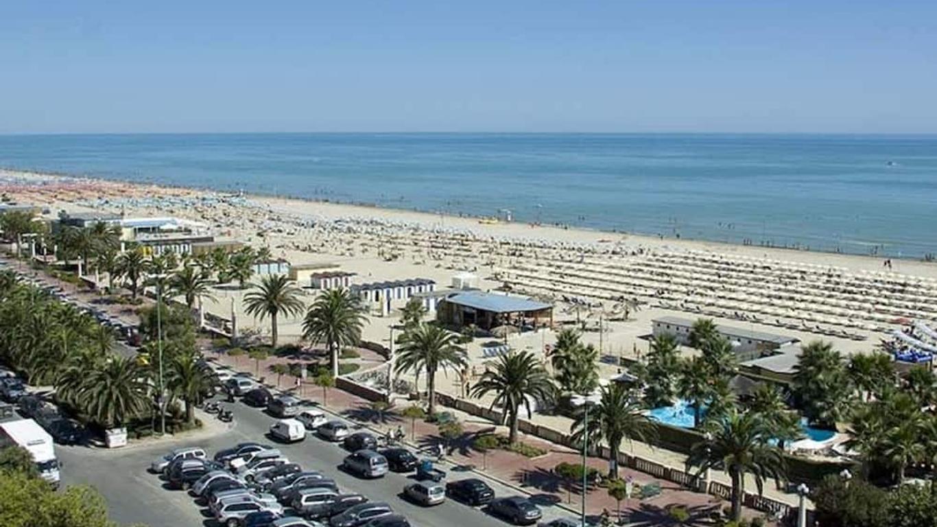 Hotel Solaris