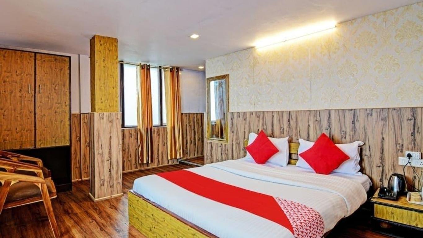 Hotel Shanti Palace