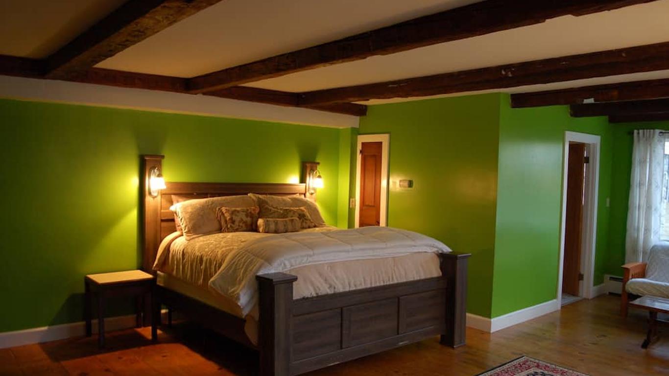 New Hampshire Mountain Inn