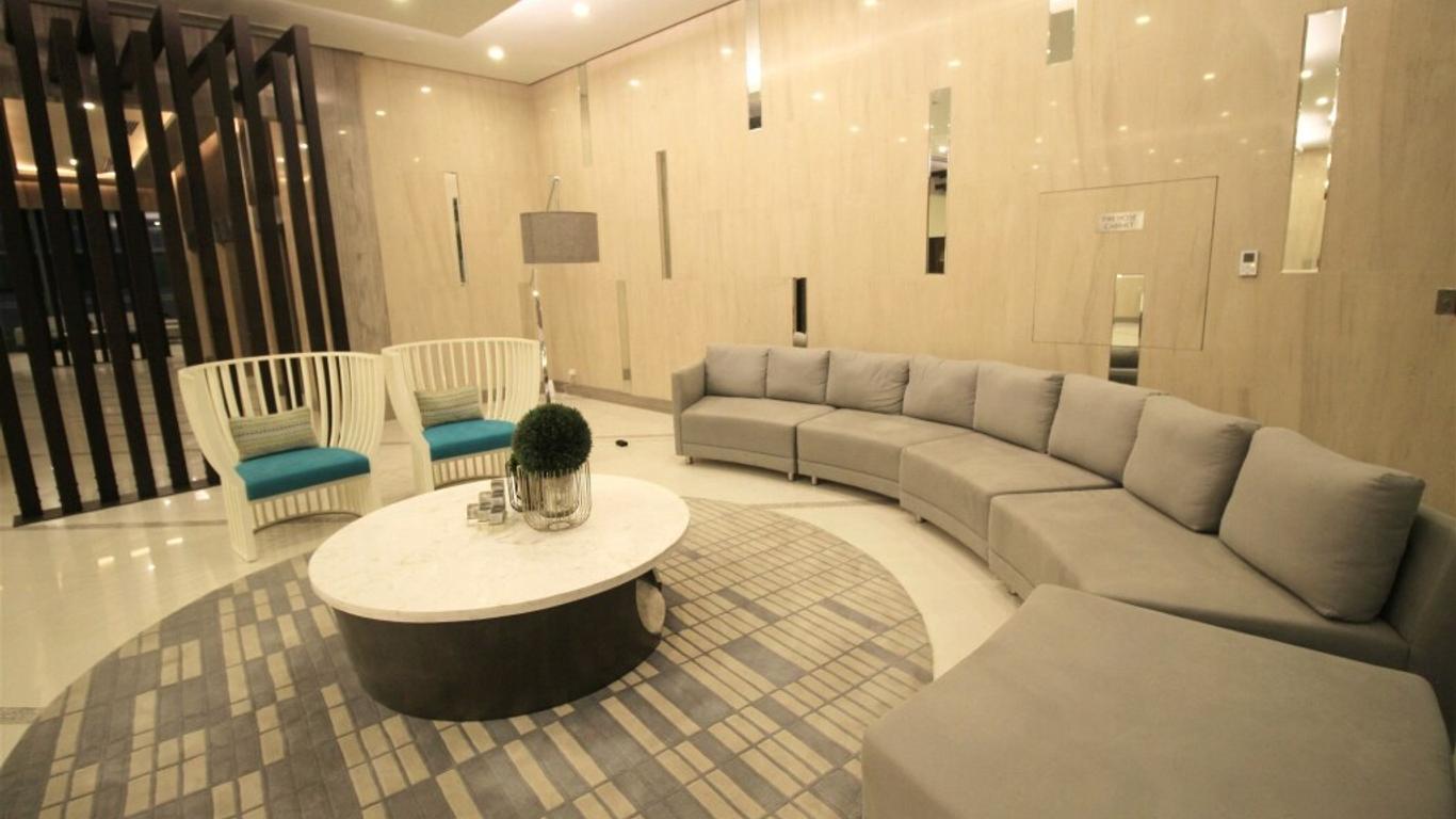 Maxstays - Maxstyle @ One Eastwood Avenue