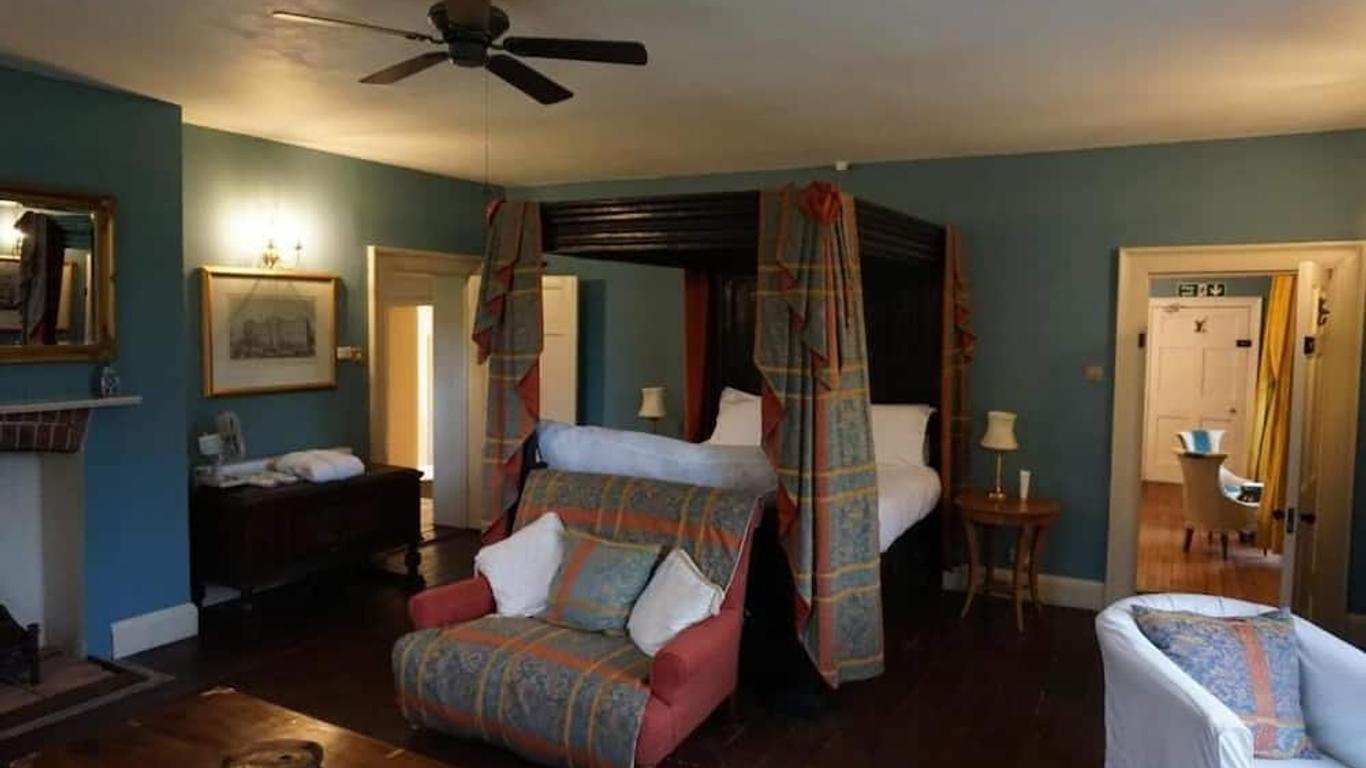 Red Lodge Country House