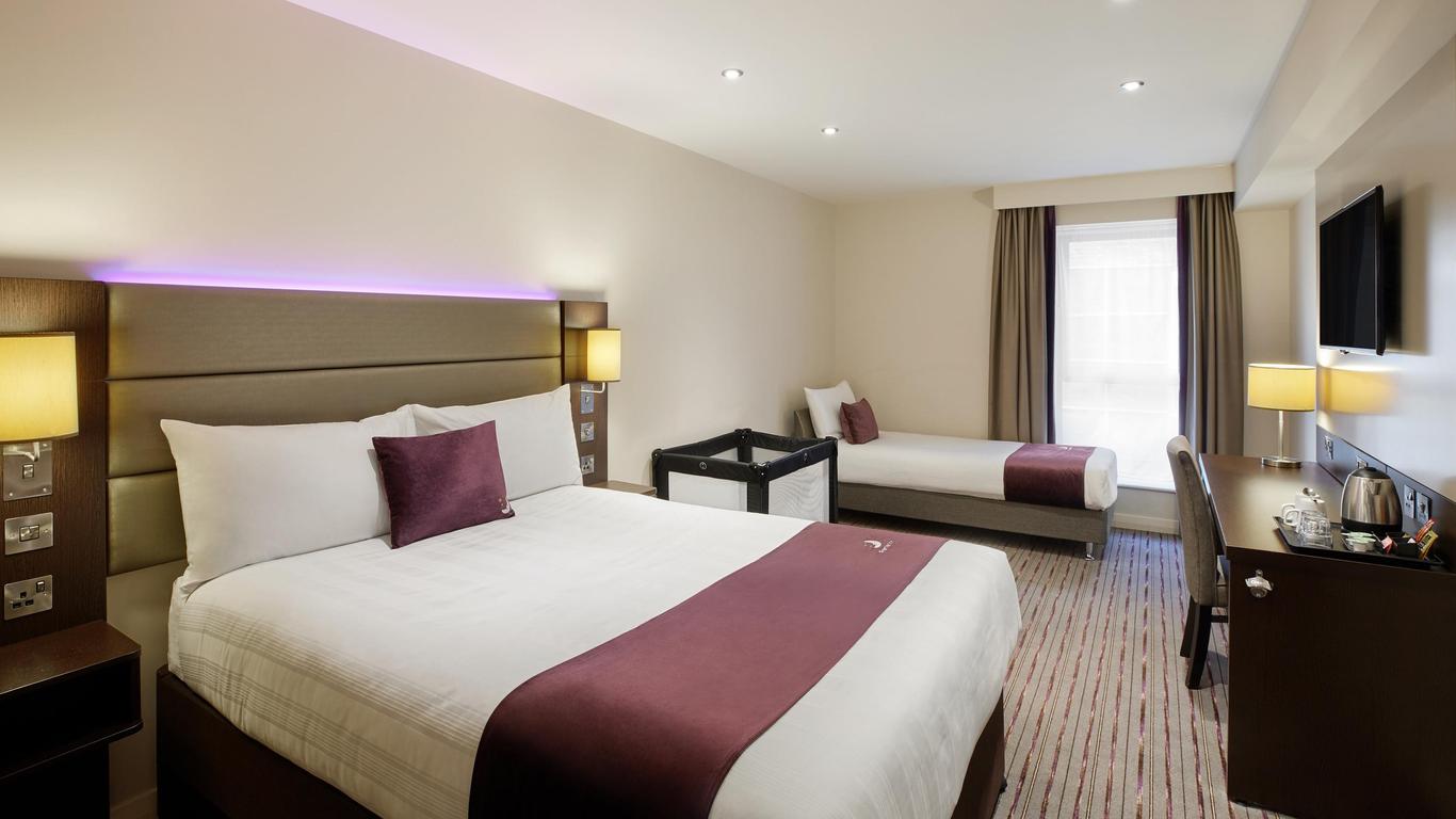 Premier Inn Cobham