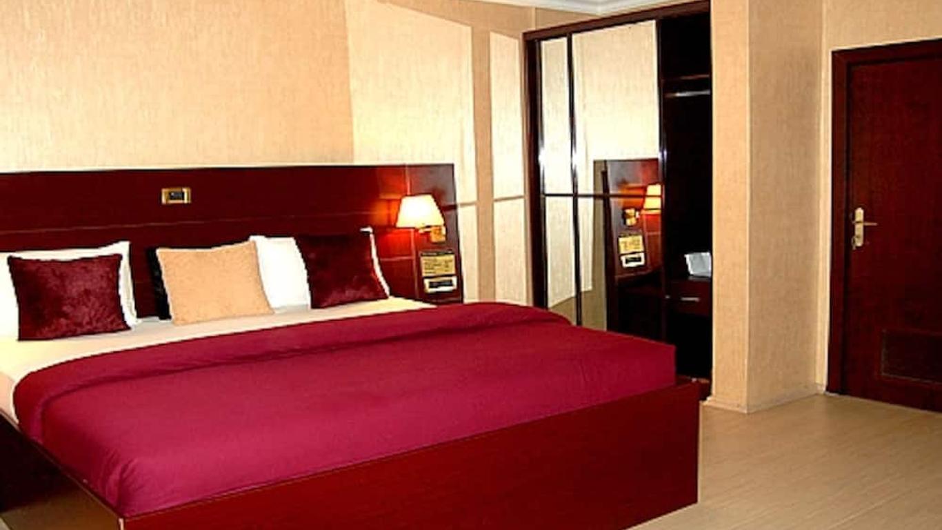 Chesney Hotel