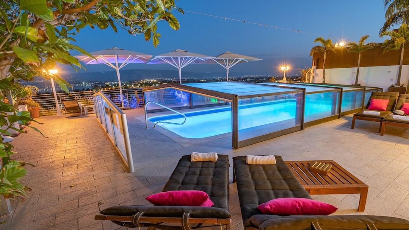 Camila Resort