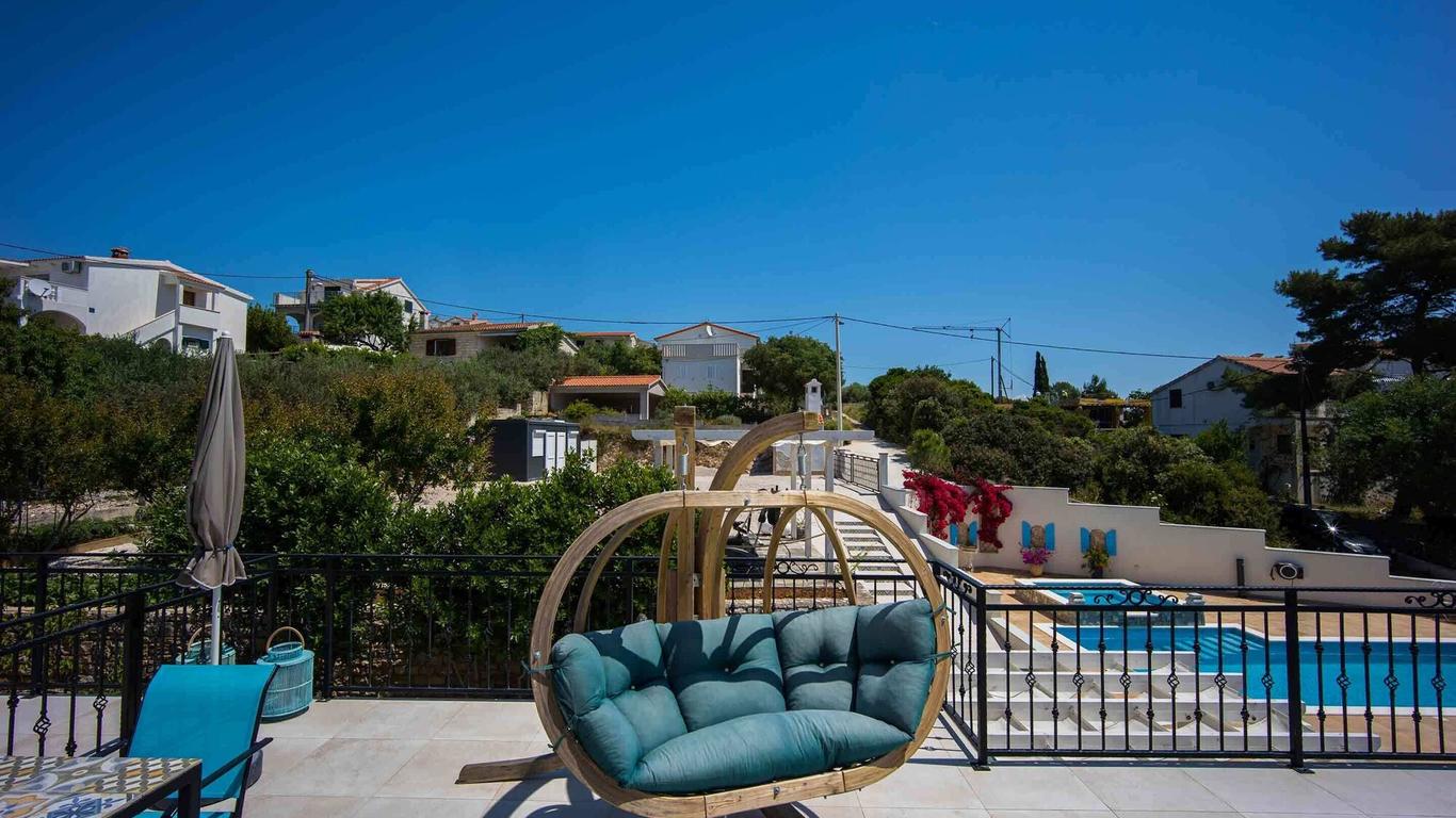 Boutique Guesthouse Sveti Petar, on the beach, heated pool & boat berth - ADULT ONLY