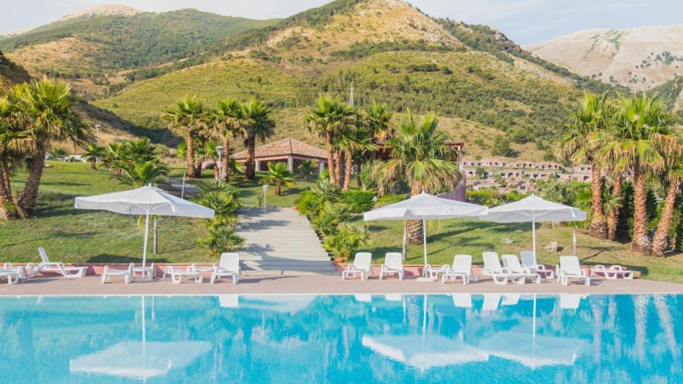 Villaggio Club Baia di Dino