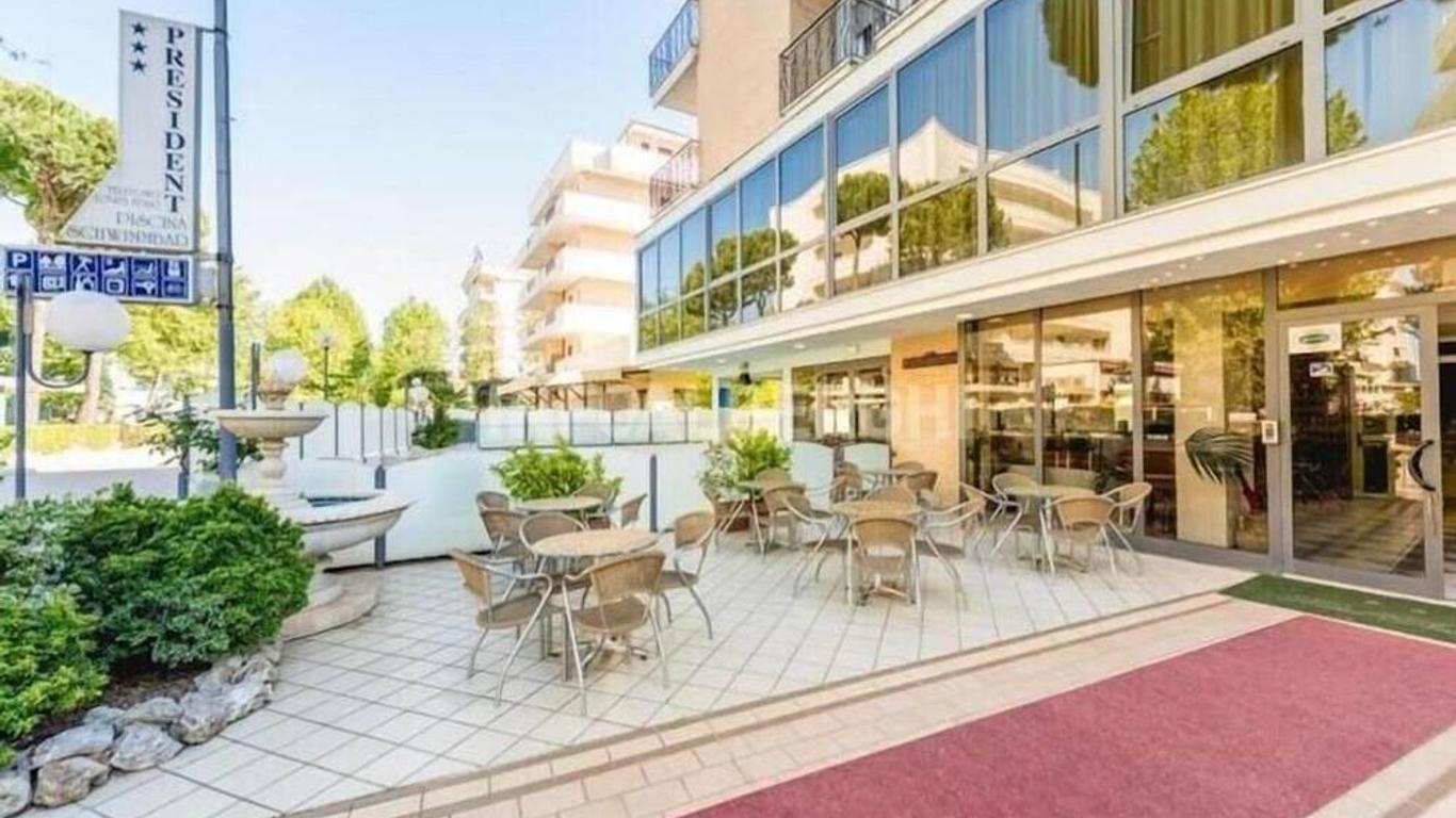 Hotel President