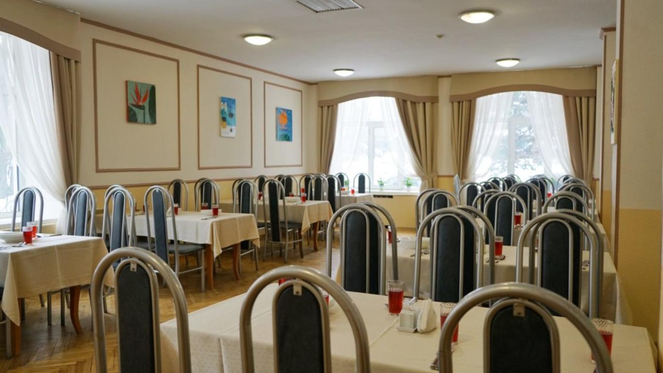 Uchebnyij Tsentr Profsoyuzov Mini-hotel