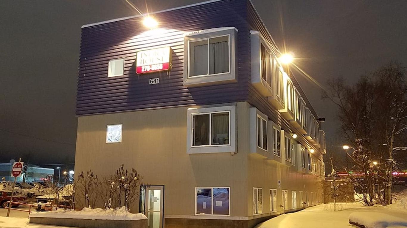 Ingra House Hotel