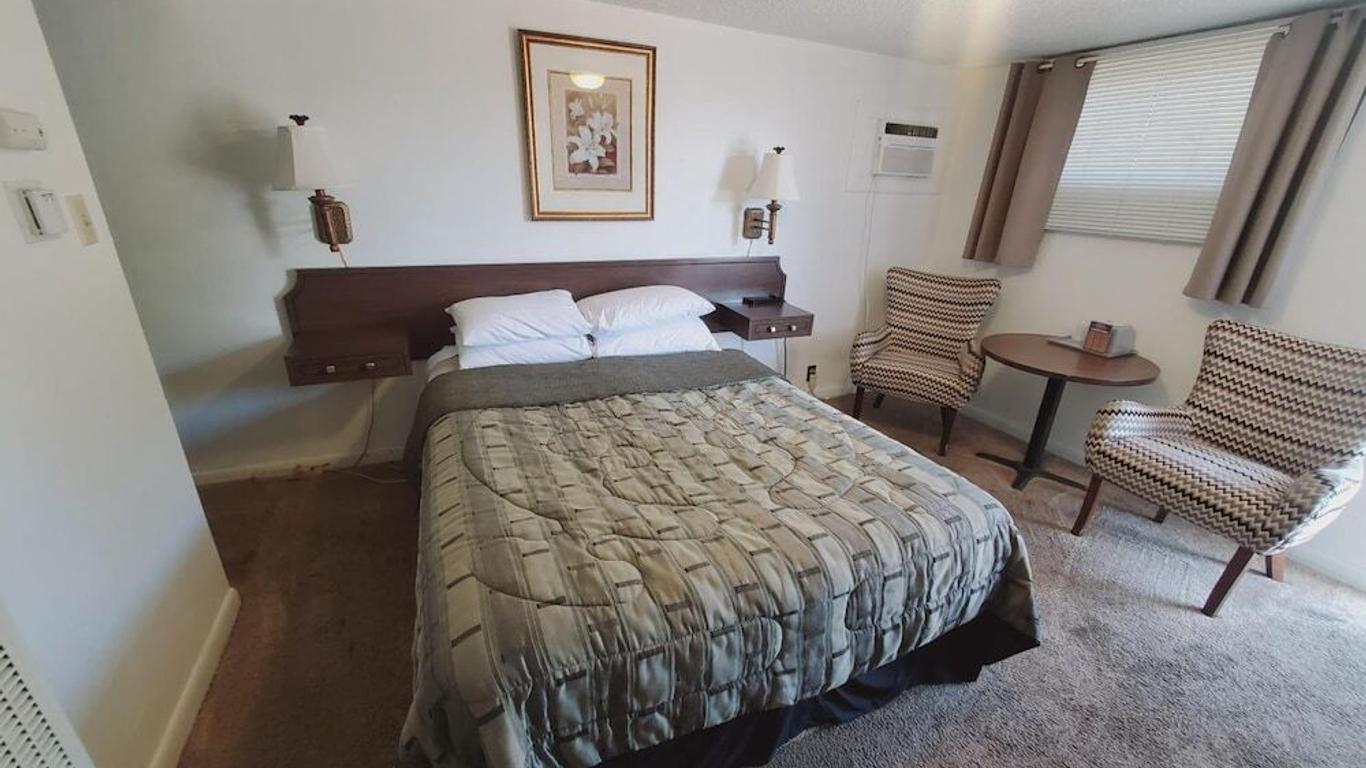 Holiday Lodge