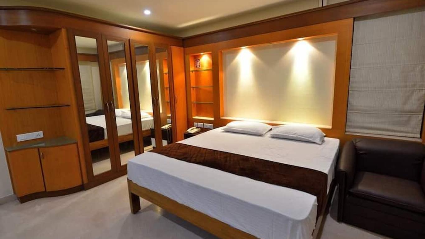 Crazy Homes Trichy/Luxurious&Spacious Rooms Stay