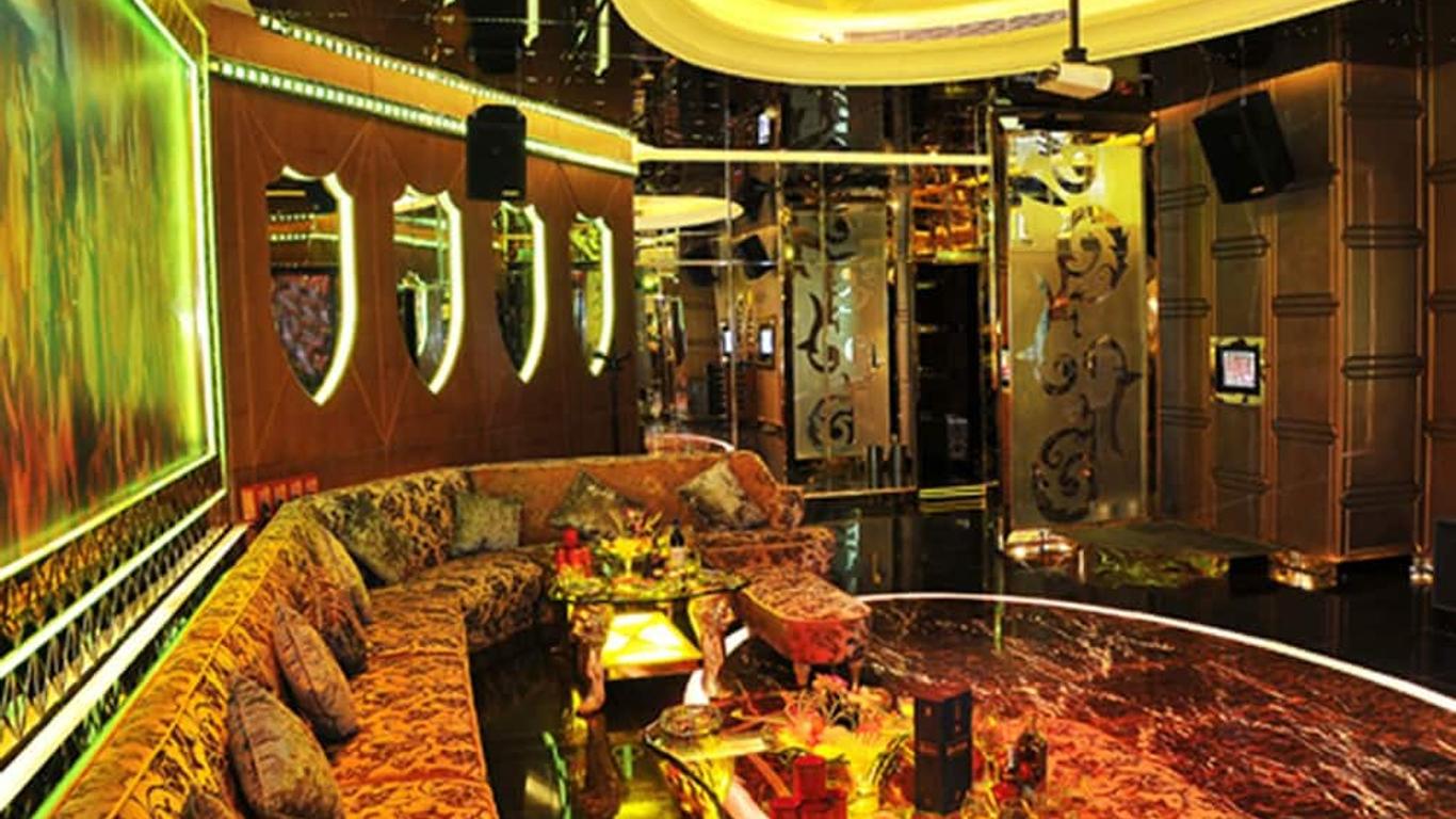 Century Palace Hotel