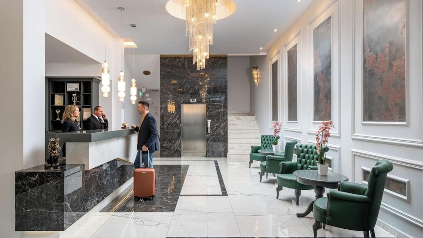 Hotel Leul de Aur