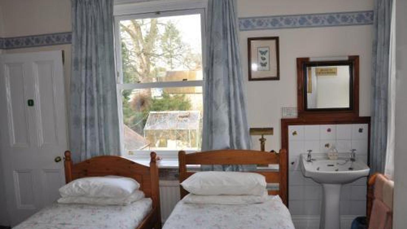 Bryncoed Guest House