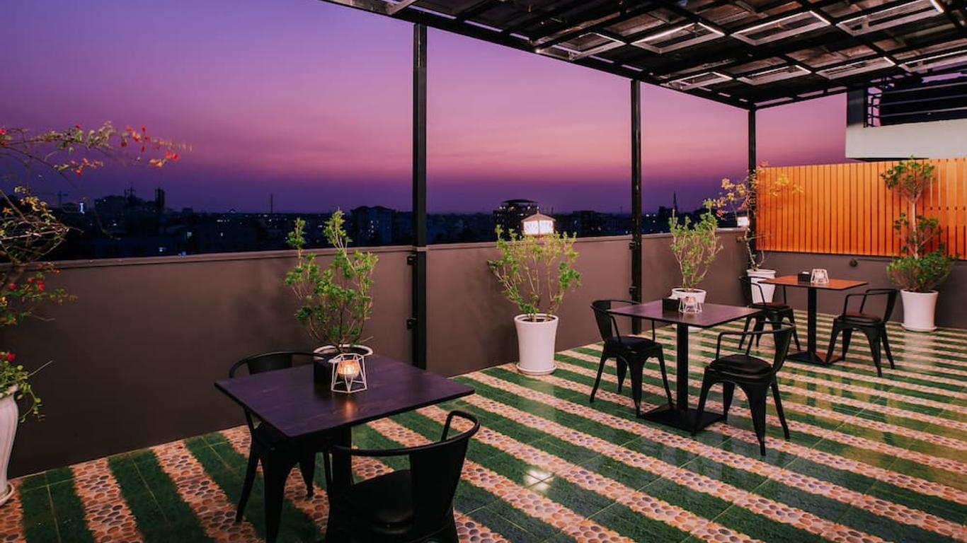 Serene Stays Hotel