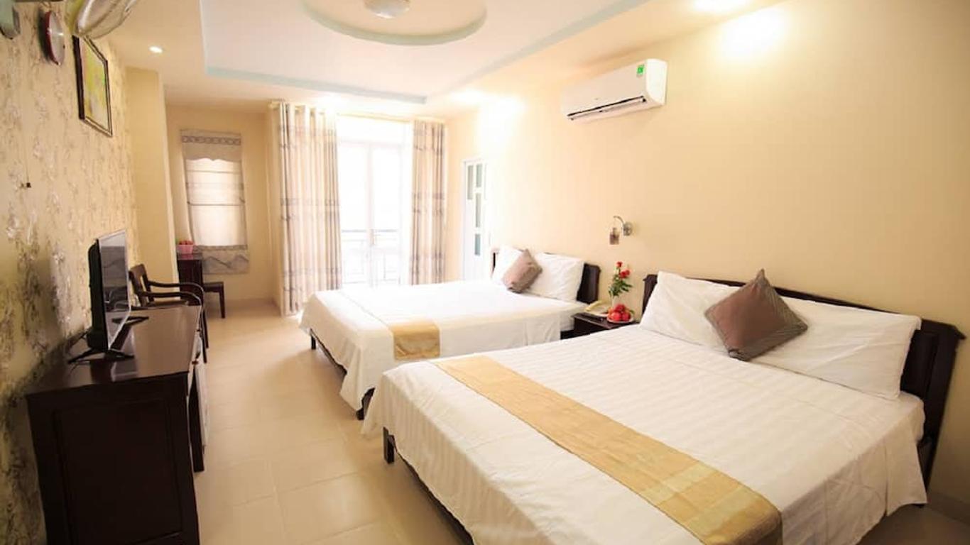 Remi hotel