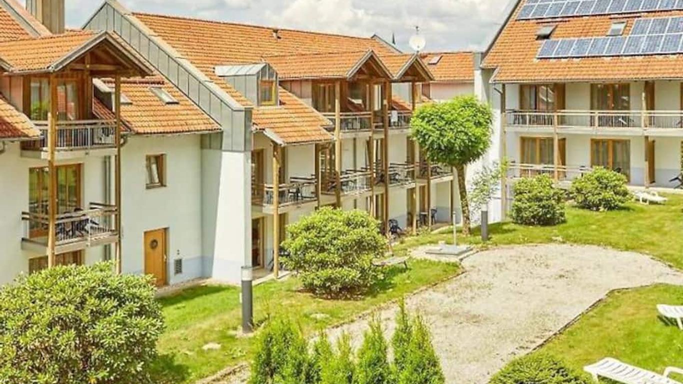 Hotel Sonnenhof - Tante Alma`s Sommerfrische
