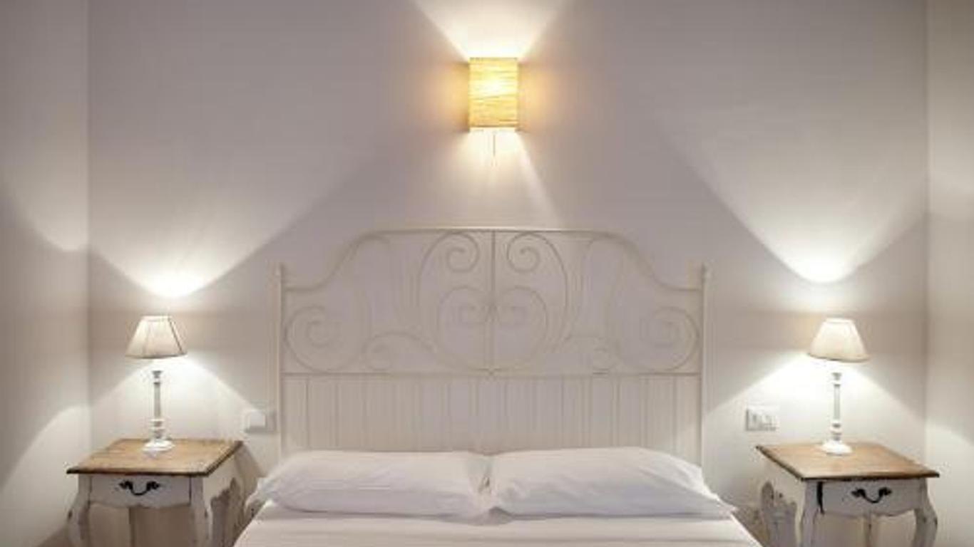Borgo Rosso Country House B&B