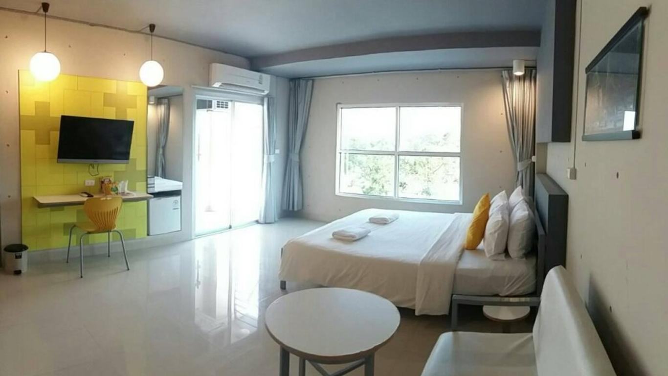 A+ Hotel