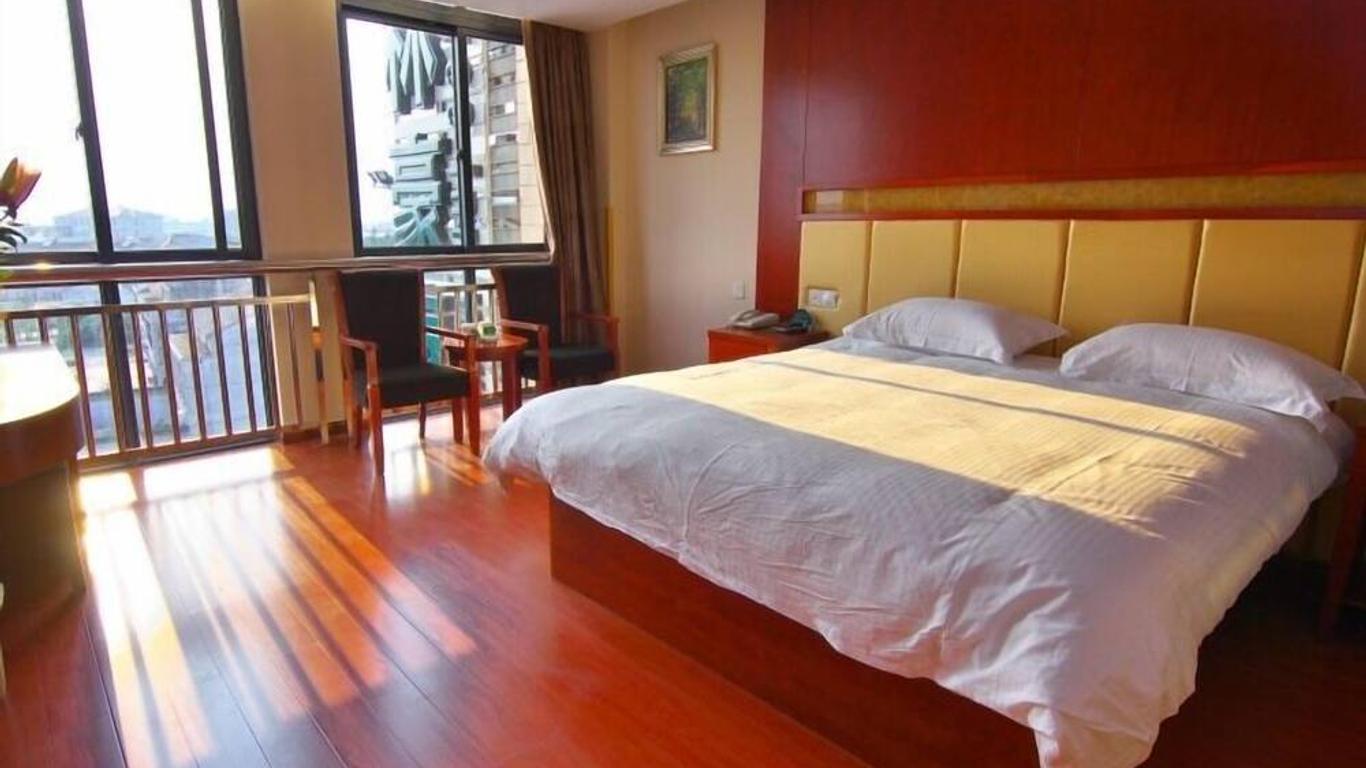 Greentree Inn Jiangsu Changzhou East Dongfang Road Hengnai Logistics Park Express Hotel