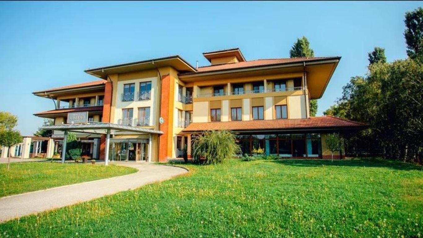Hotel Legend