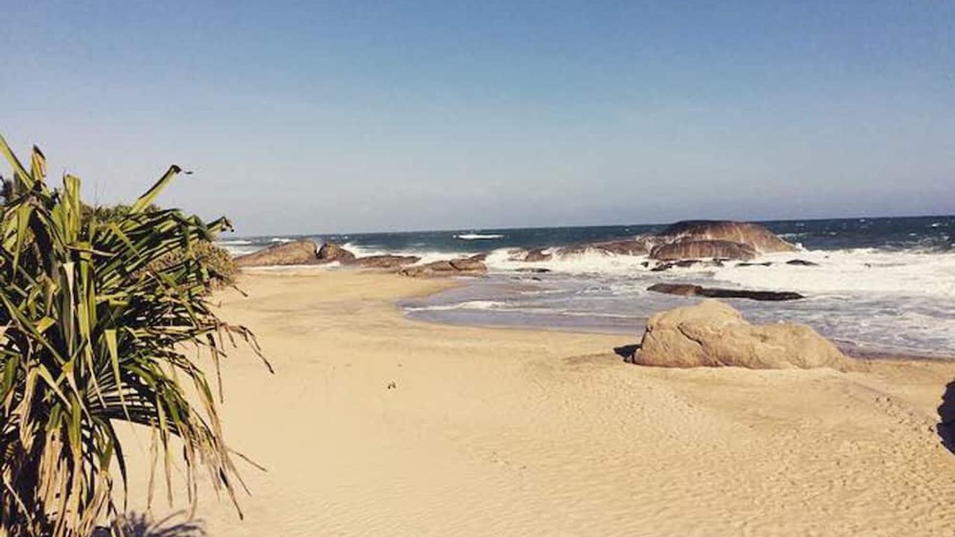 Sarada Beach Resort Yala