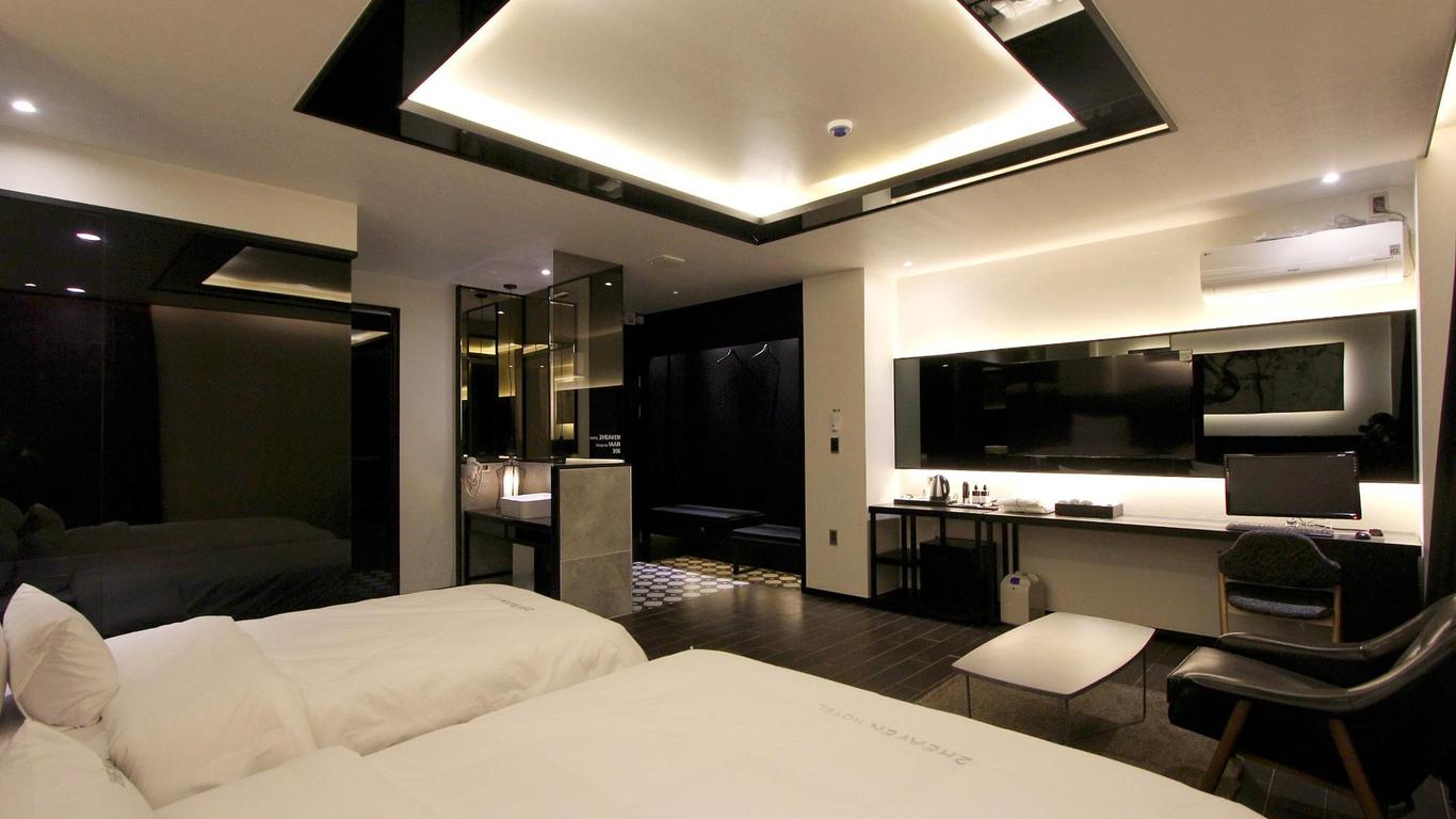 2 Heaven Hotel Nampo