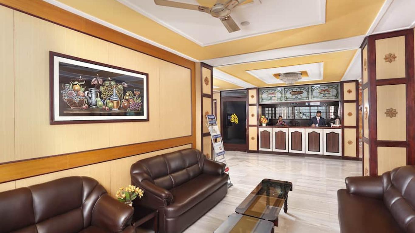 Sri Aarvee Hotels
