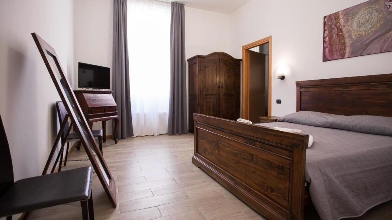 Amico Hotel
