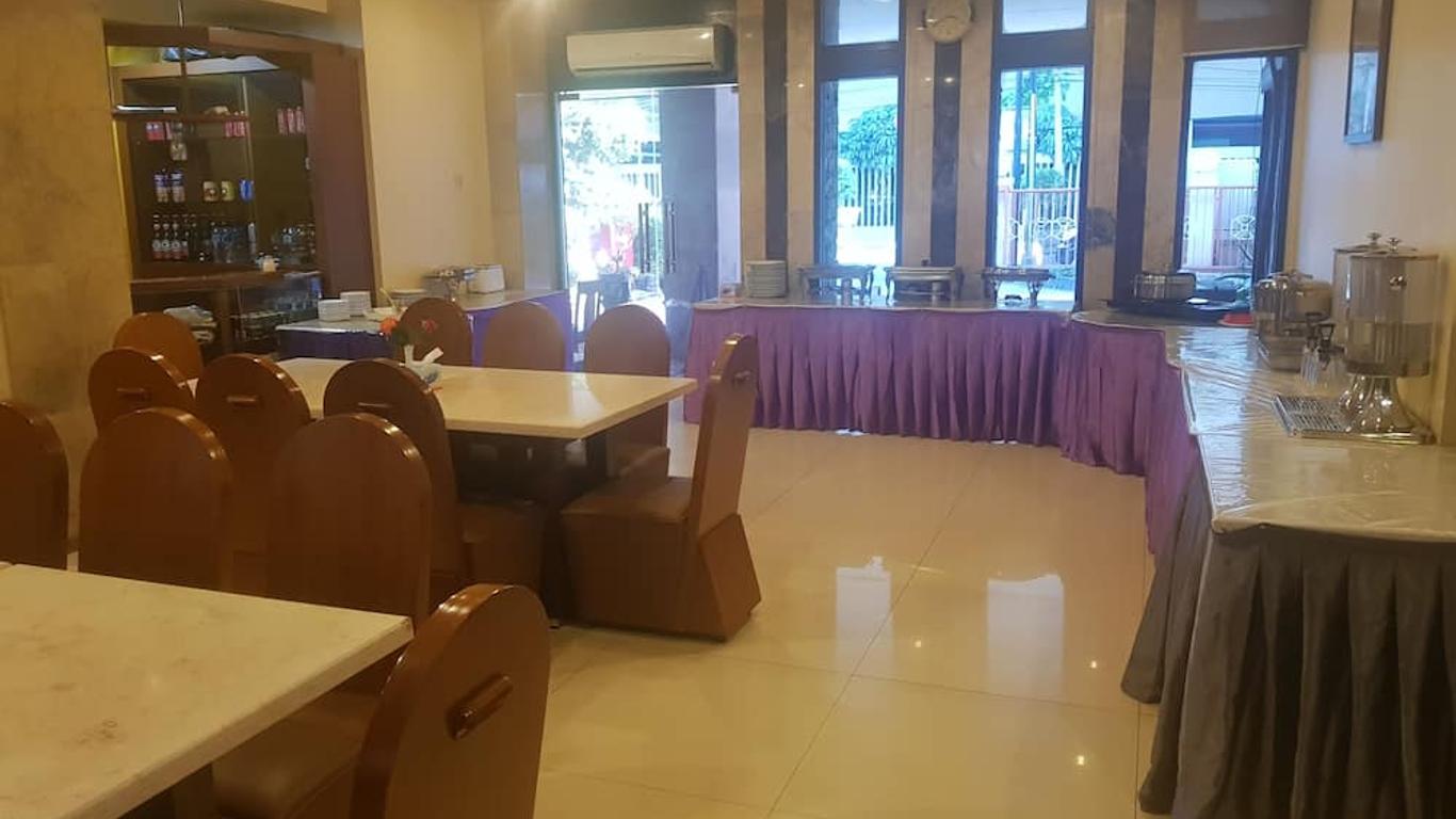 Hotel Surya Baru