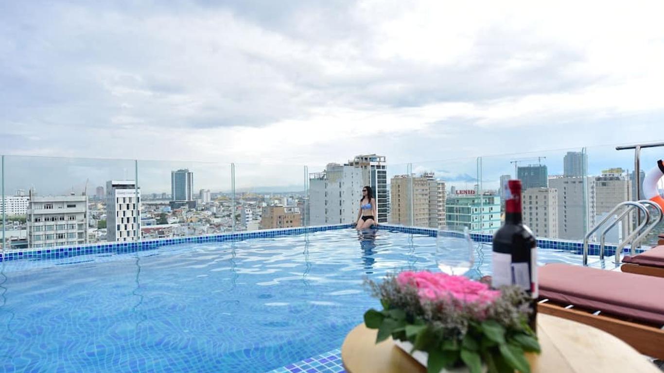 Bliss Luxury Hotel