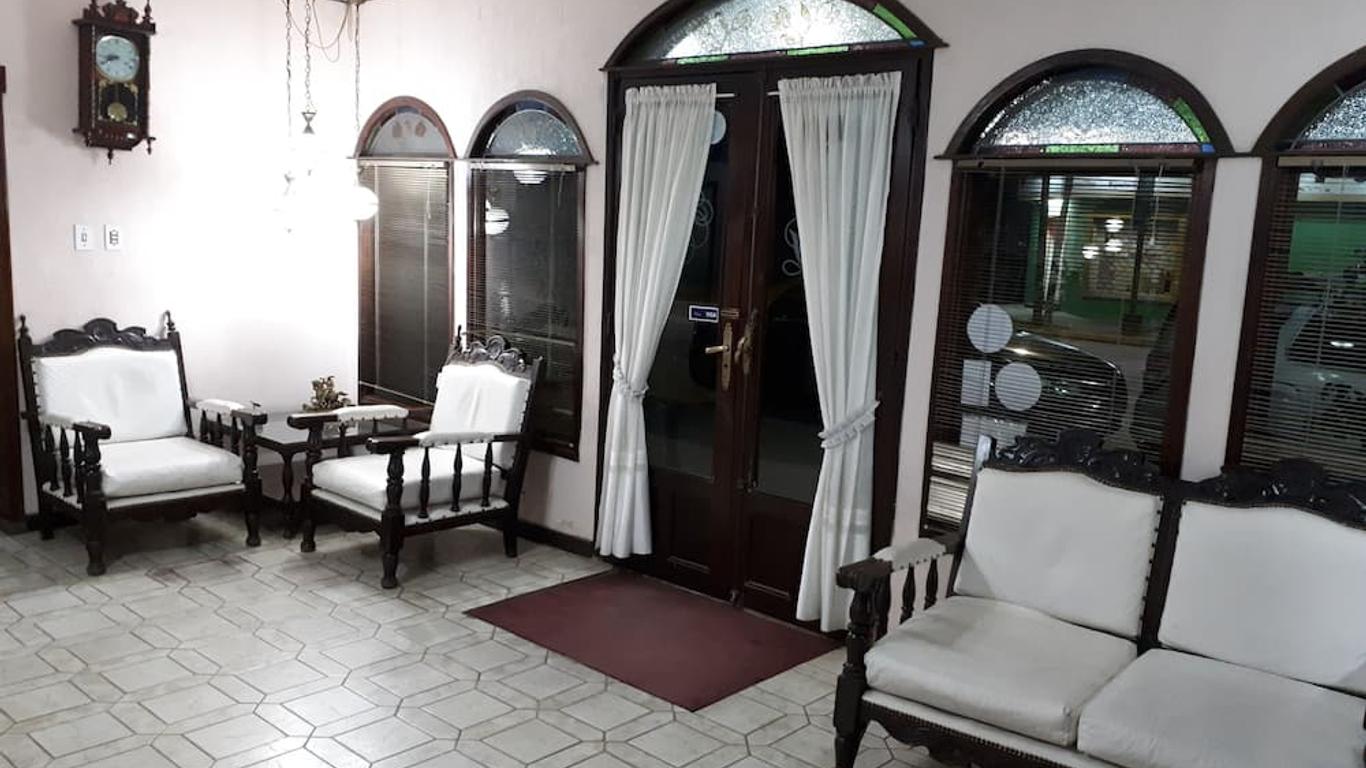 Hotel Alcázar
